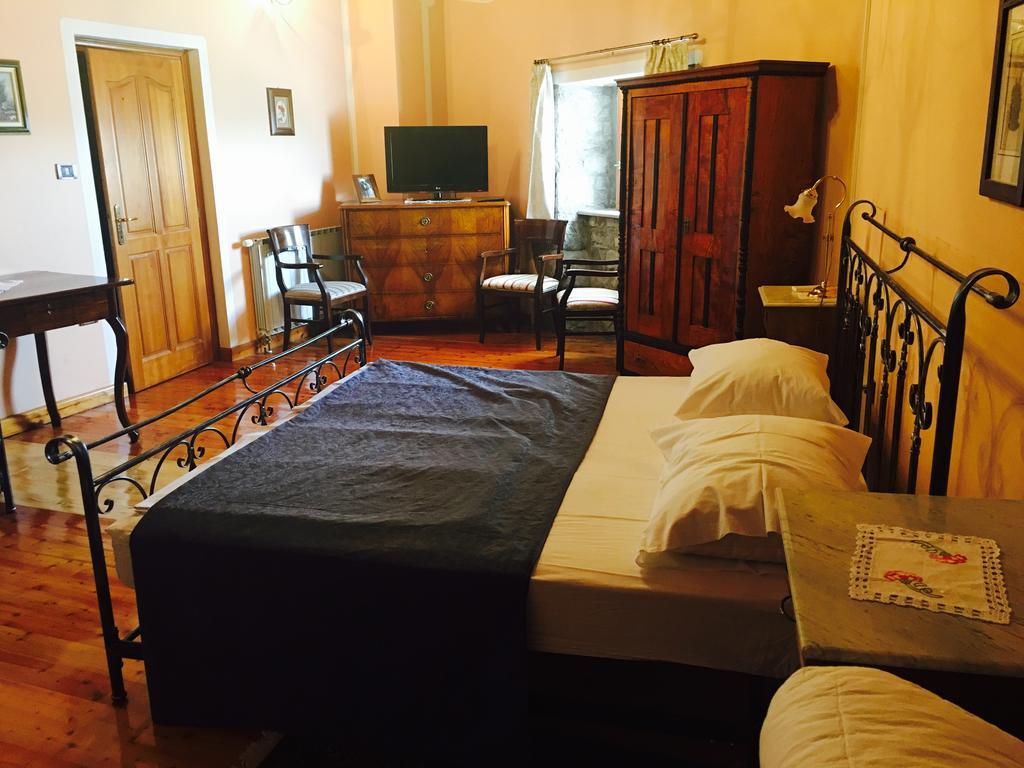 Guesthouse Domacija Sajna Sezana Bagian luar foto